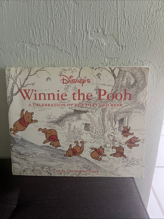 Disney Other - #2877**Disney Winnie the Pooh Wall Art in Cream and Red